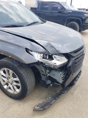 2021 Chevrolet Traverse AWD LT Cloth - Exterior Front Right Corner Image